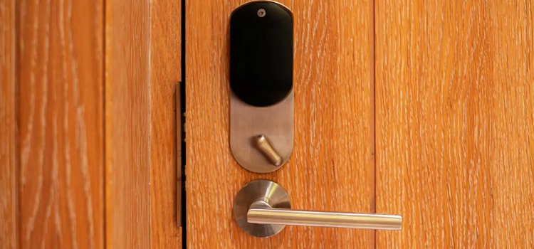 Automatic Locking Door Knob Cerritos